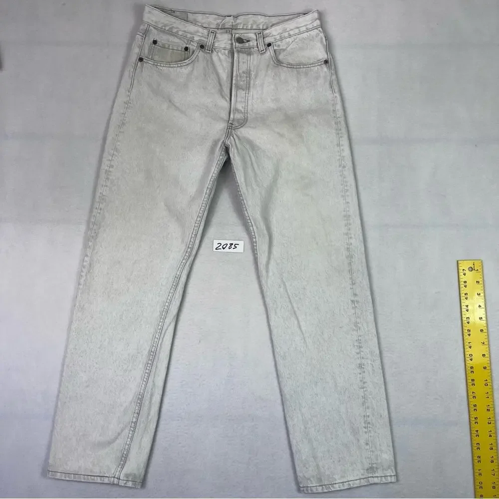 Vintage Levi's 501 Jeans Mens W33 L30 Straight Leg Light Wash Made in USA